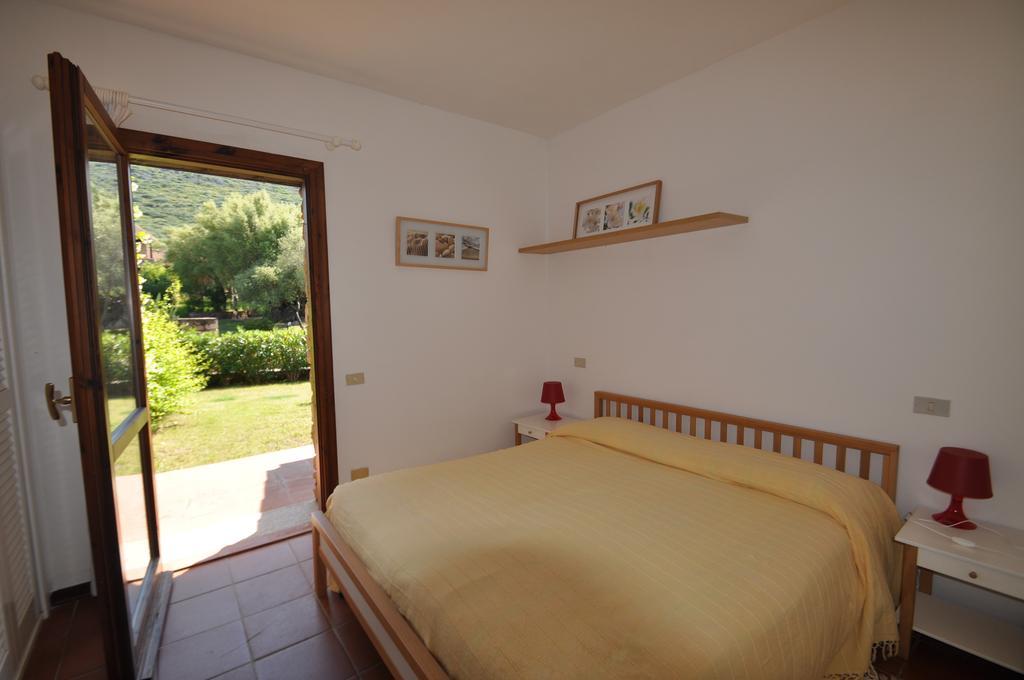 מרינלה Appartamenti Residence Vela Blu Golfo Aranci חדר תמונה