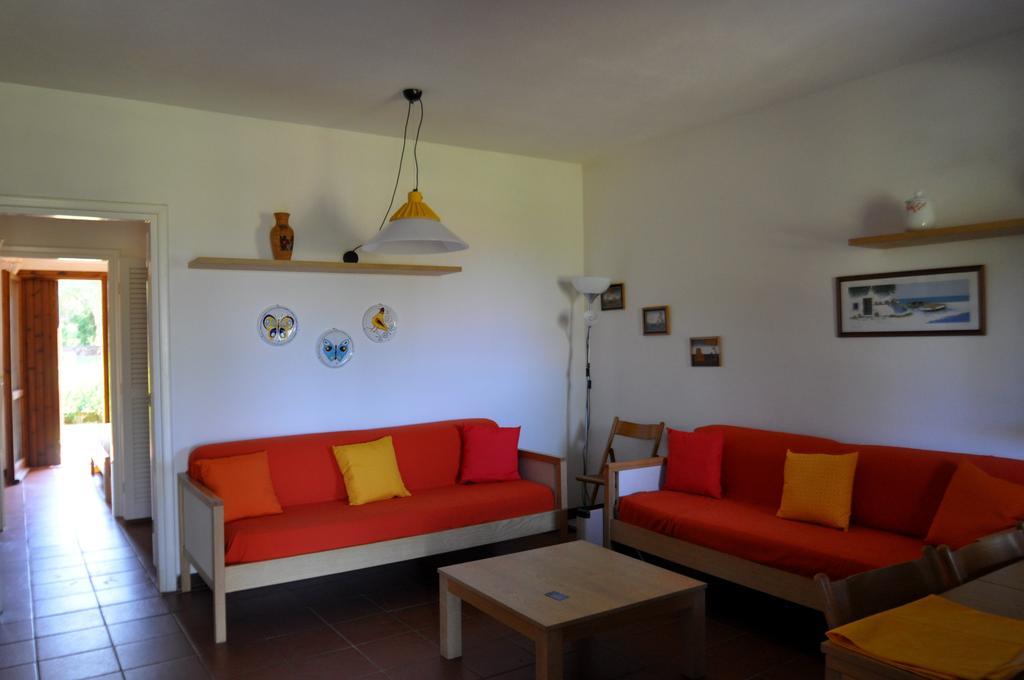 מרינלה Appartamenti Residence Vela Blu Golfo Aranci חדר תמונה