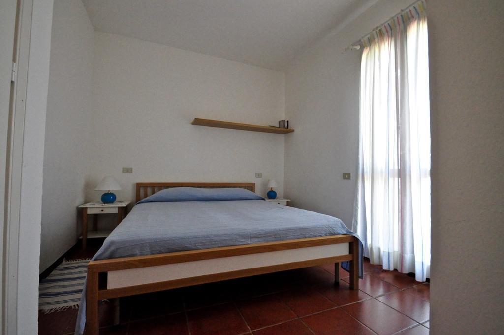 מרינלה Appartamenti Residence Vela Blu Golfo Aranci חדר תמונה