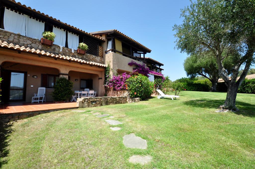 מרינלה Appartamenti Residence Vela Blu Golfo Aranci מראה חיצוני תמונה