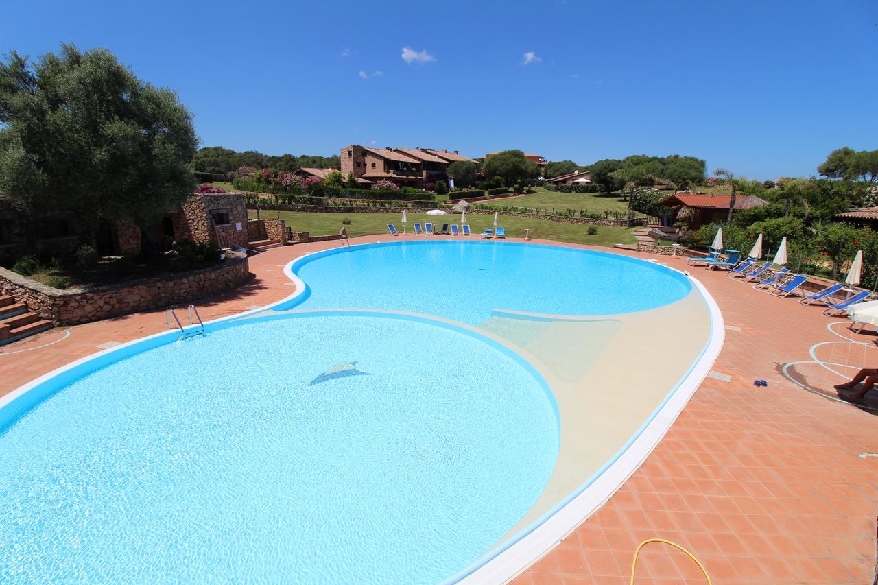 מרינלה Appartamenti Residence Vela Blu Golfo Aranci מראה חיצוני תמונה