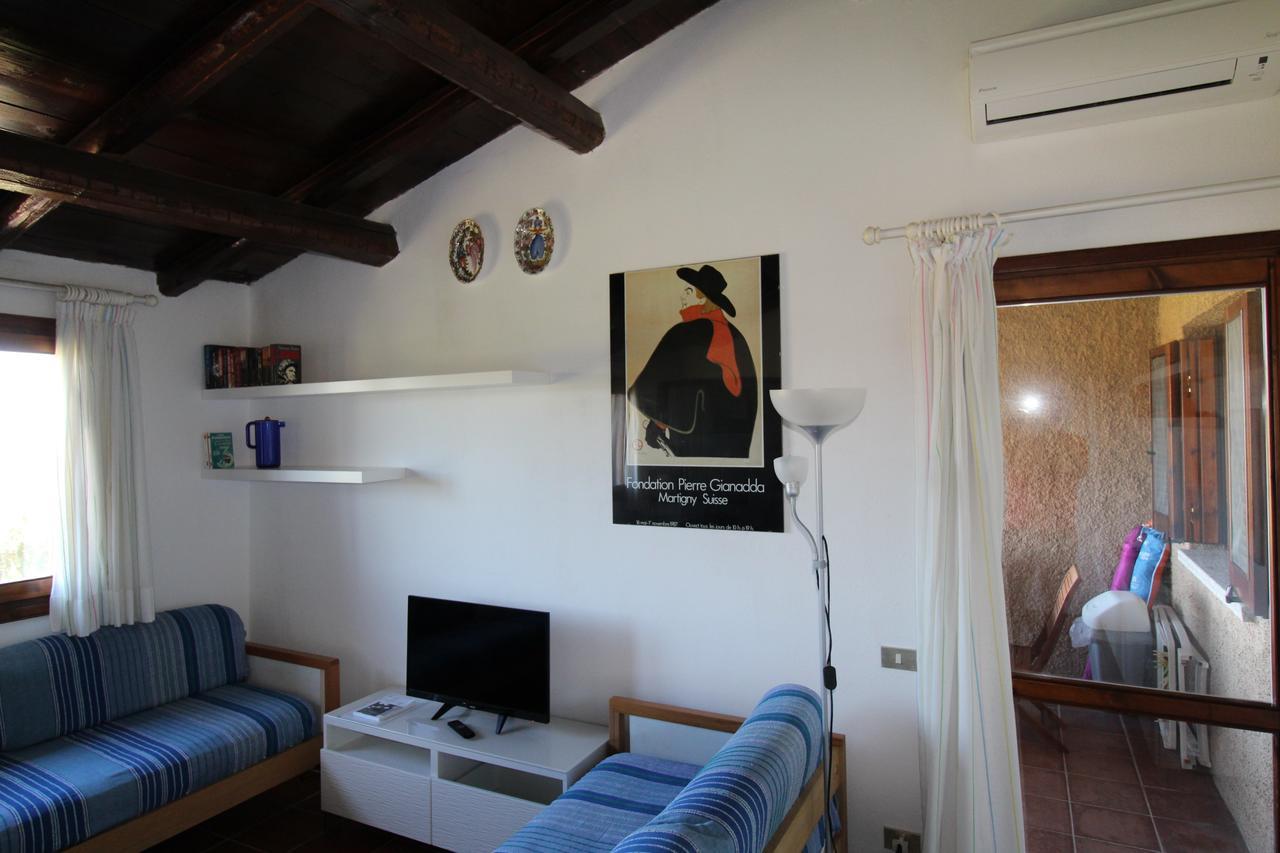 מרינלה Appartamenti Residence Vela Blu Golfo Aranci חדר תמונה